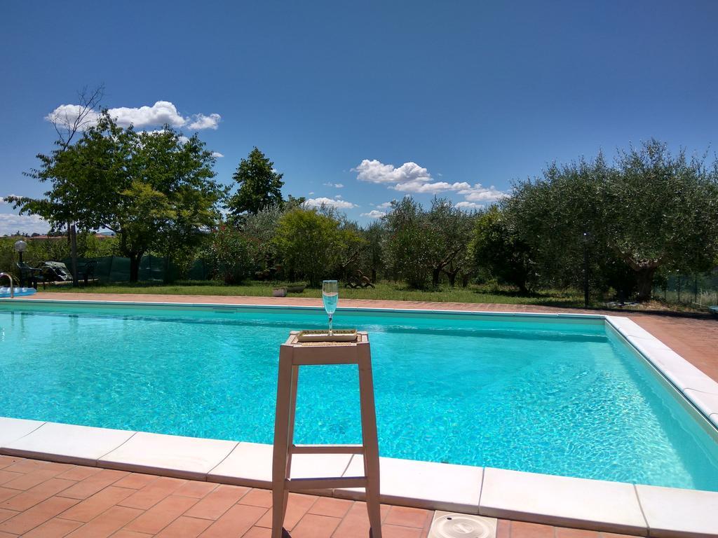 Residence Il Colle Collestrada Exterior photo